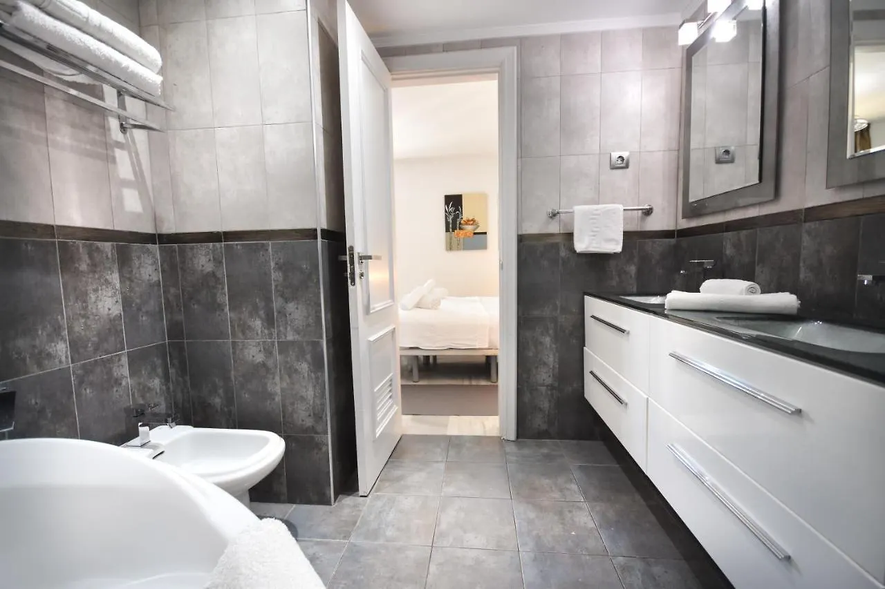 Directly In Puerto Banus, Marbella Apartment